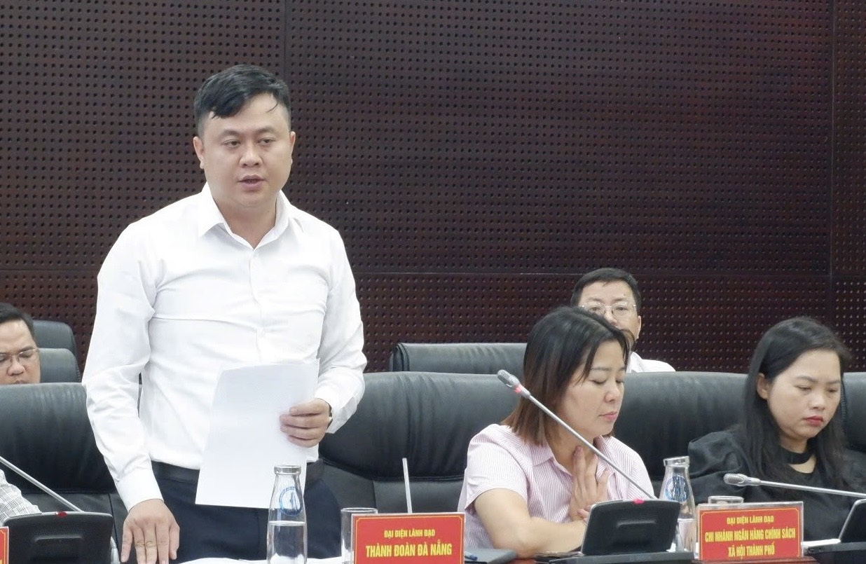 lam viec voi doan cong tac uy ban van hoa giao duc cua quoc hoi 2