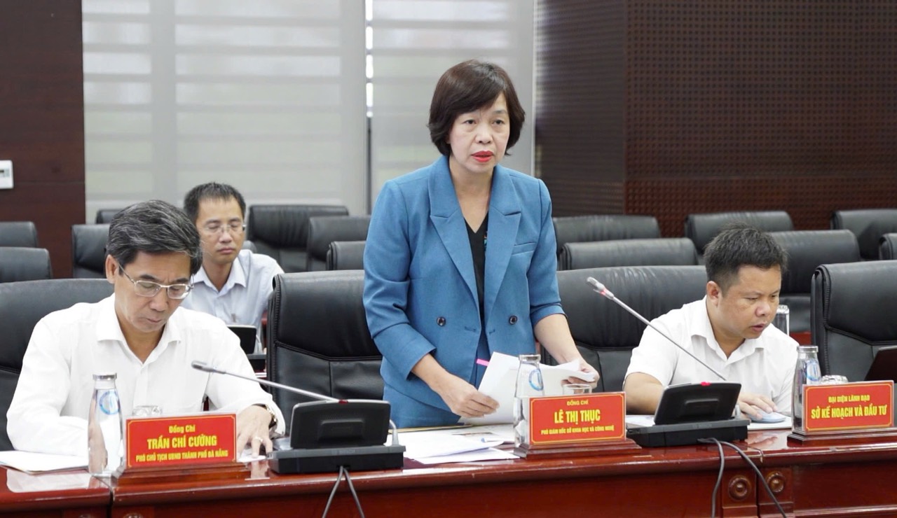 lam viec voi doan cong tac uy ban van hoa giao duc cua quoc hoi 4