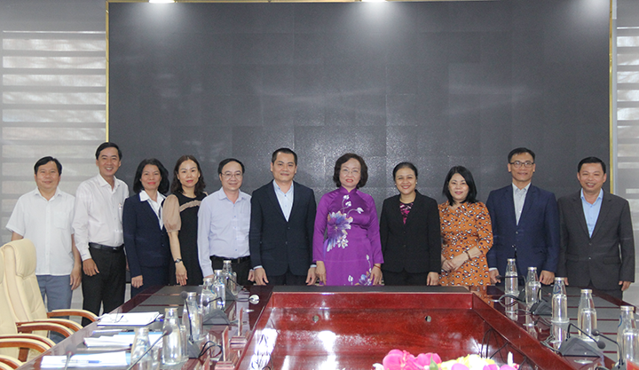 lam viec voi lien hiep cac to chuc huu nghi viet nam 2