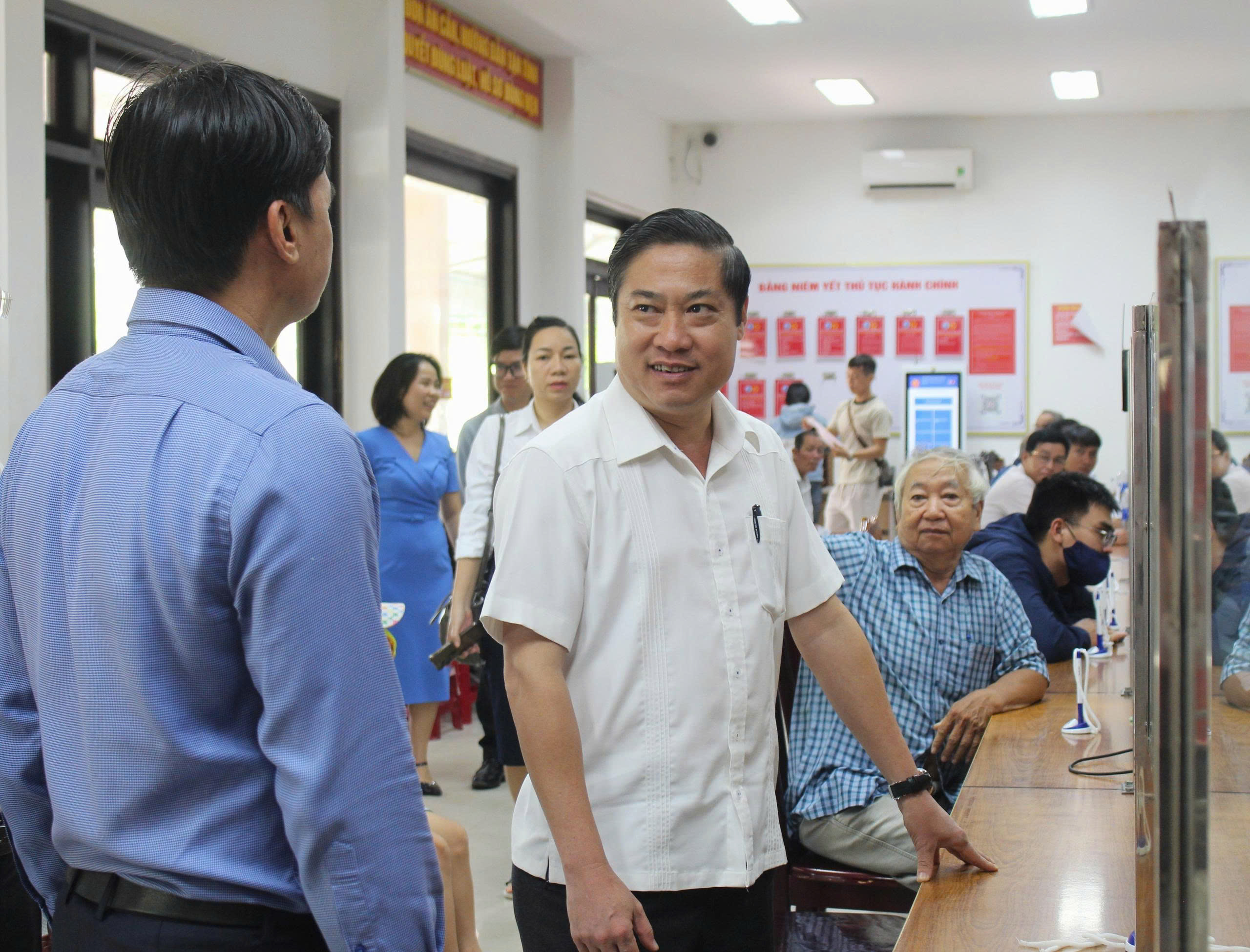lam viec voi phuong dien ban thang 07 2025