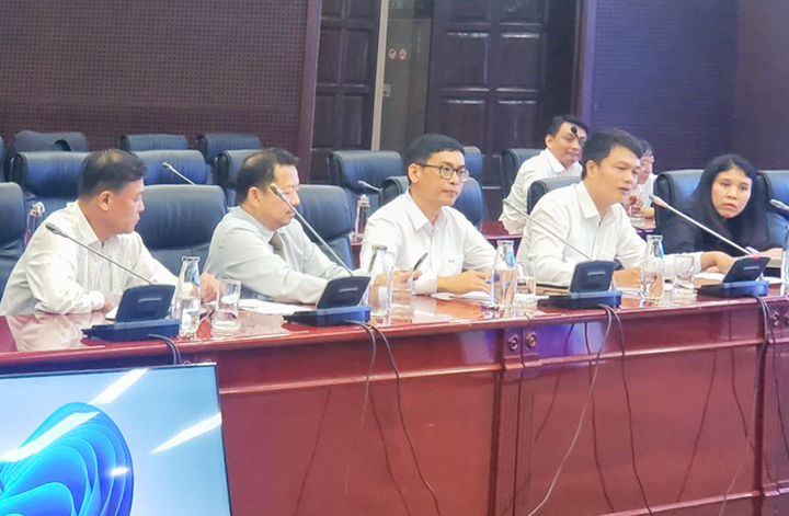 lam viec voi so khdt savannakhet lao ong phung phu phong