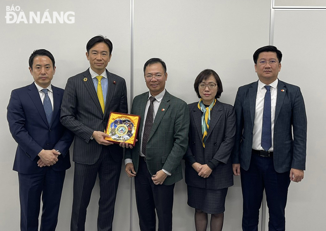 lam viec voi tap doan sumitomo 2c pasona va alfresa 5