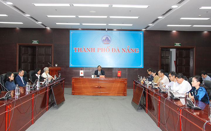 lam viec voi thanh pho saika nhat