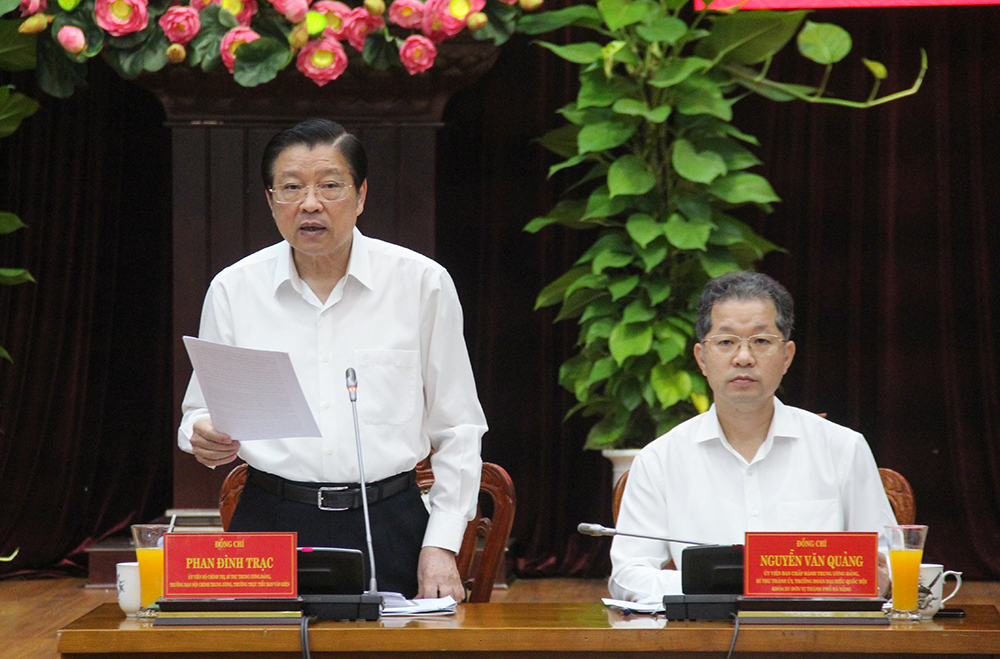 lam viec voi tieu ban van kien dai hoi 14 1