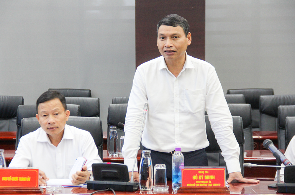 lam viec voi tinh khanh hoa 2