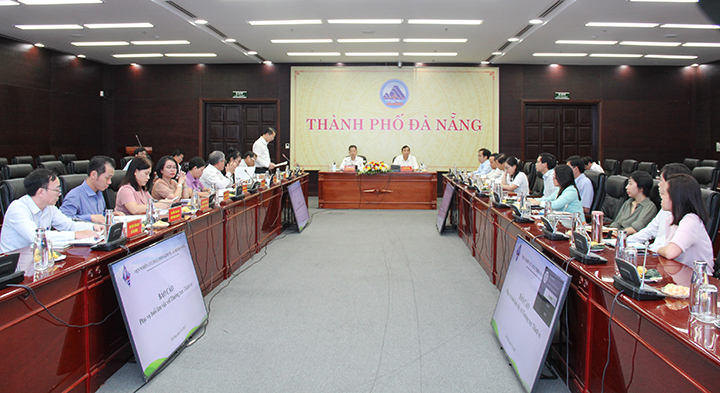 lam viec voi vien nghien cuu phat trien kt