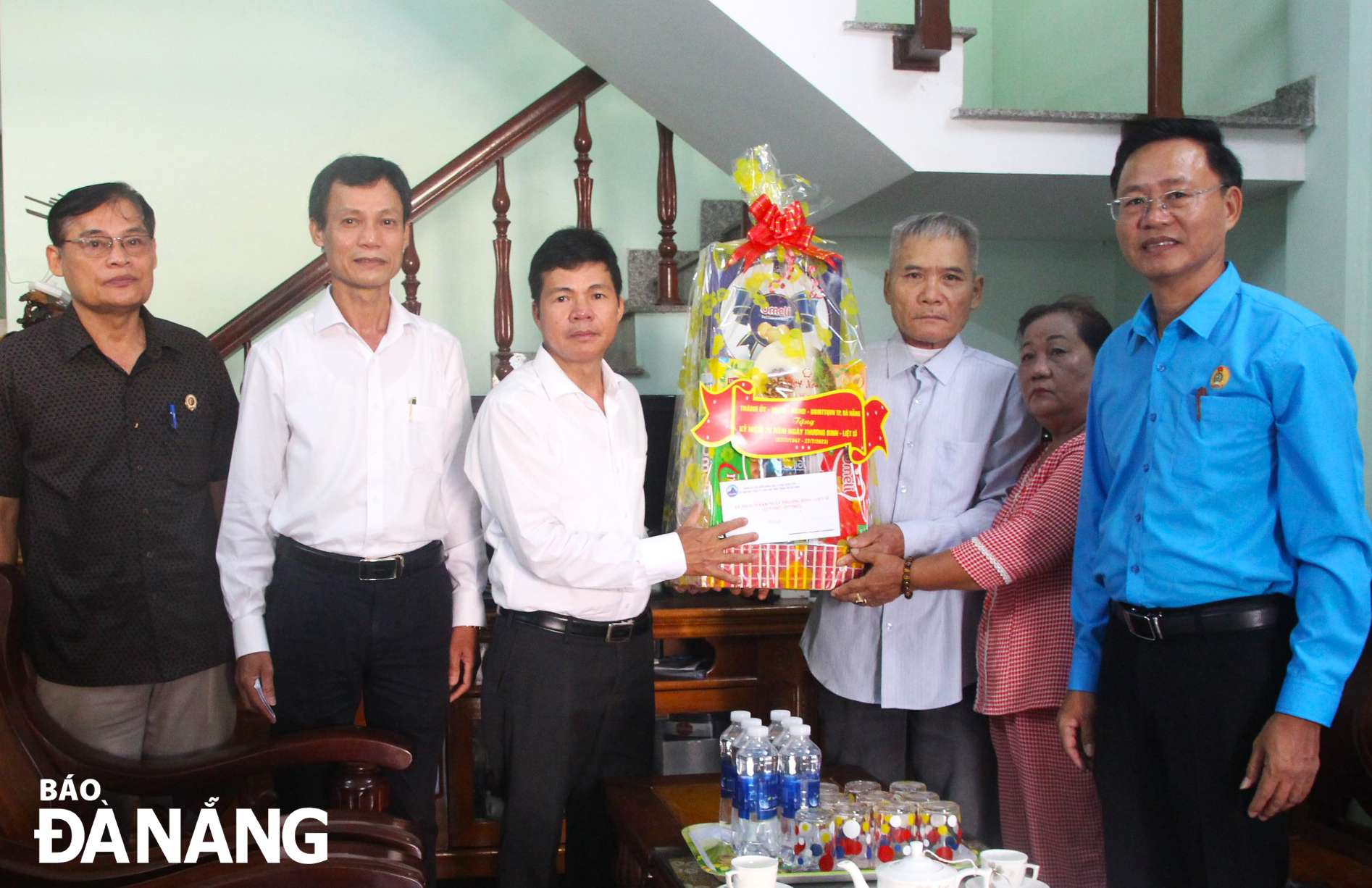 lanh dao thanh pho tham nguoi co cong cach mang 1