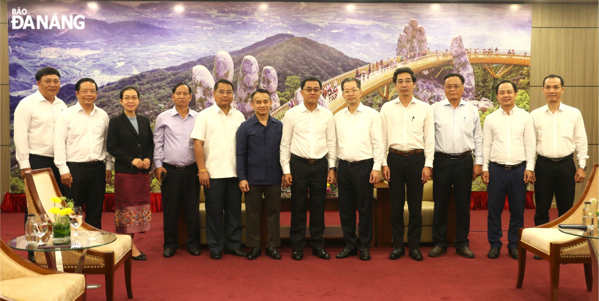 lao 2