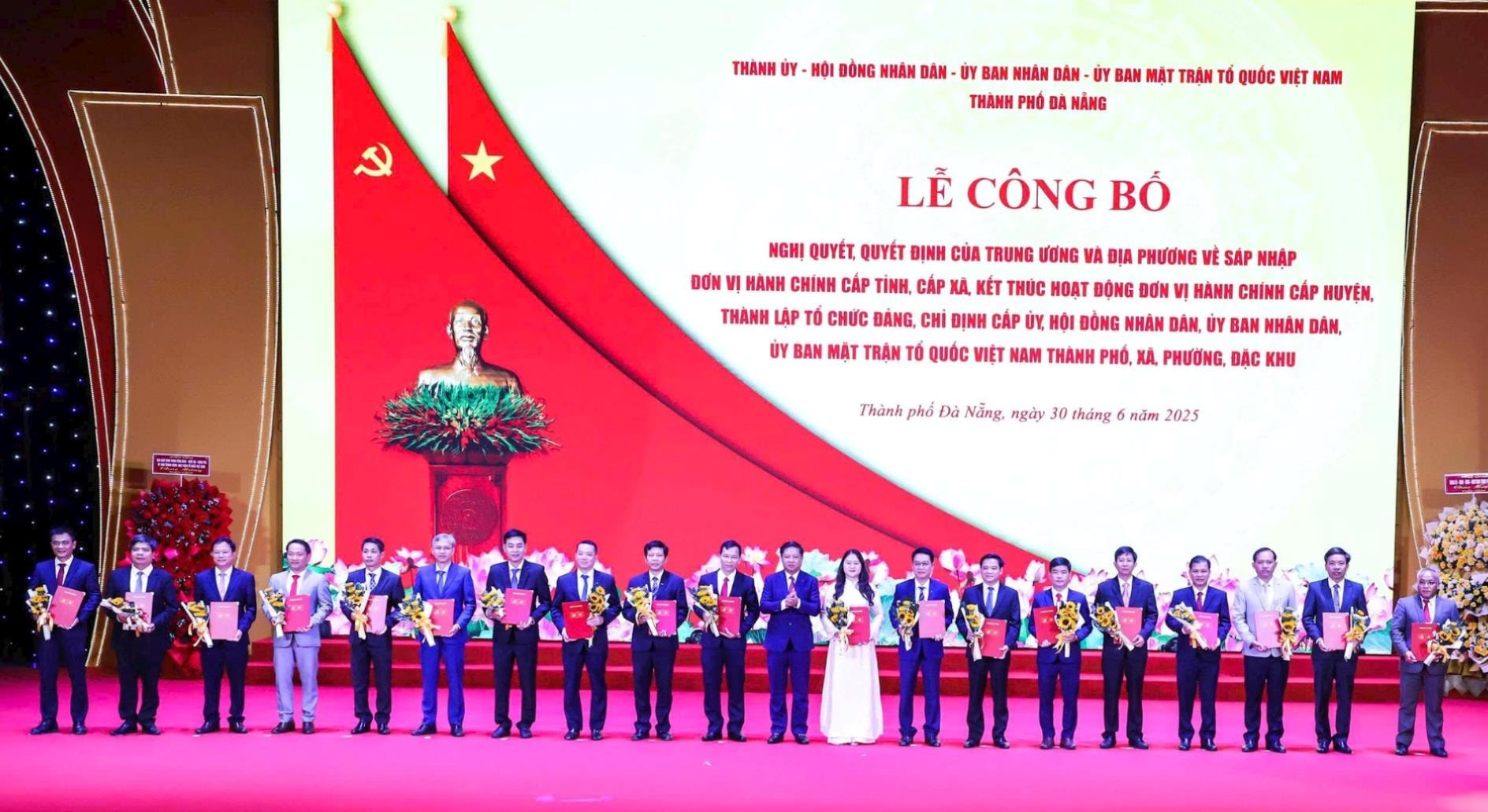 le cong bo da nang moi 1