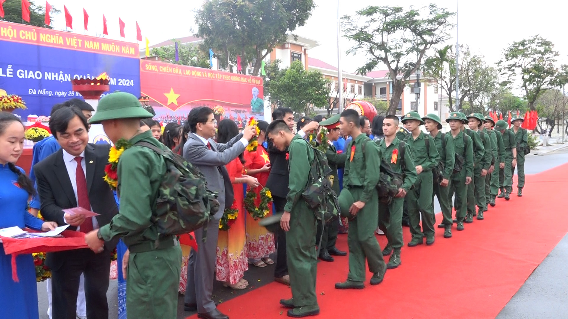 le giao nhan quan 2024 13
