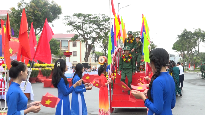 le giao nhan quan 2024 14