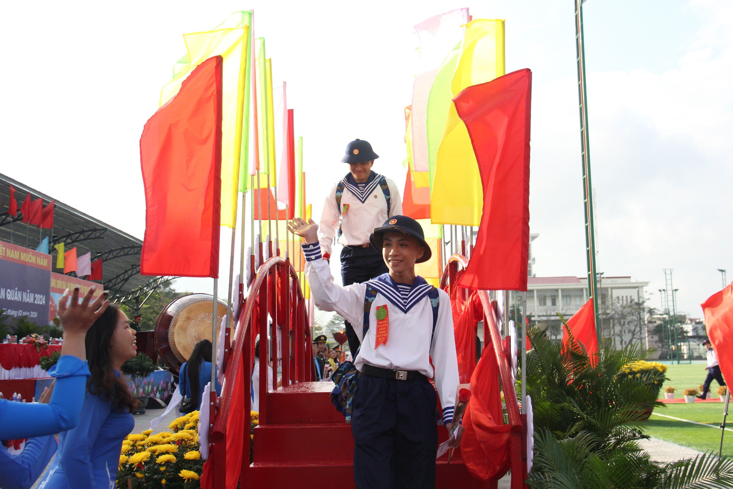 le giao nhan quan 2024 8