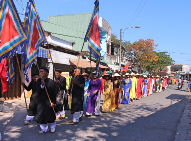le hoi dinh lang tuy loan 6