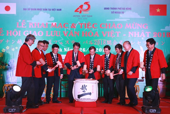 le hoi giao luu viet nhat 3