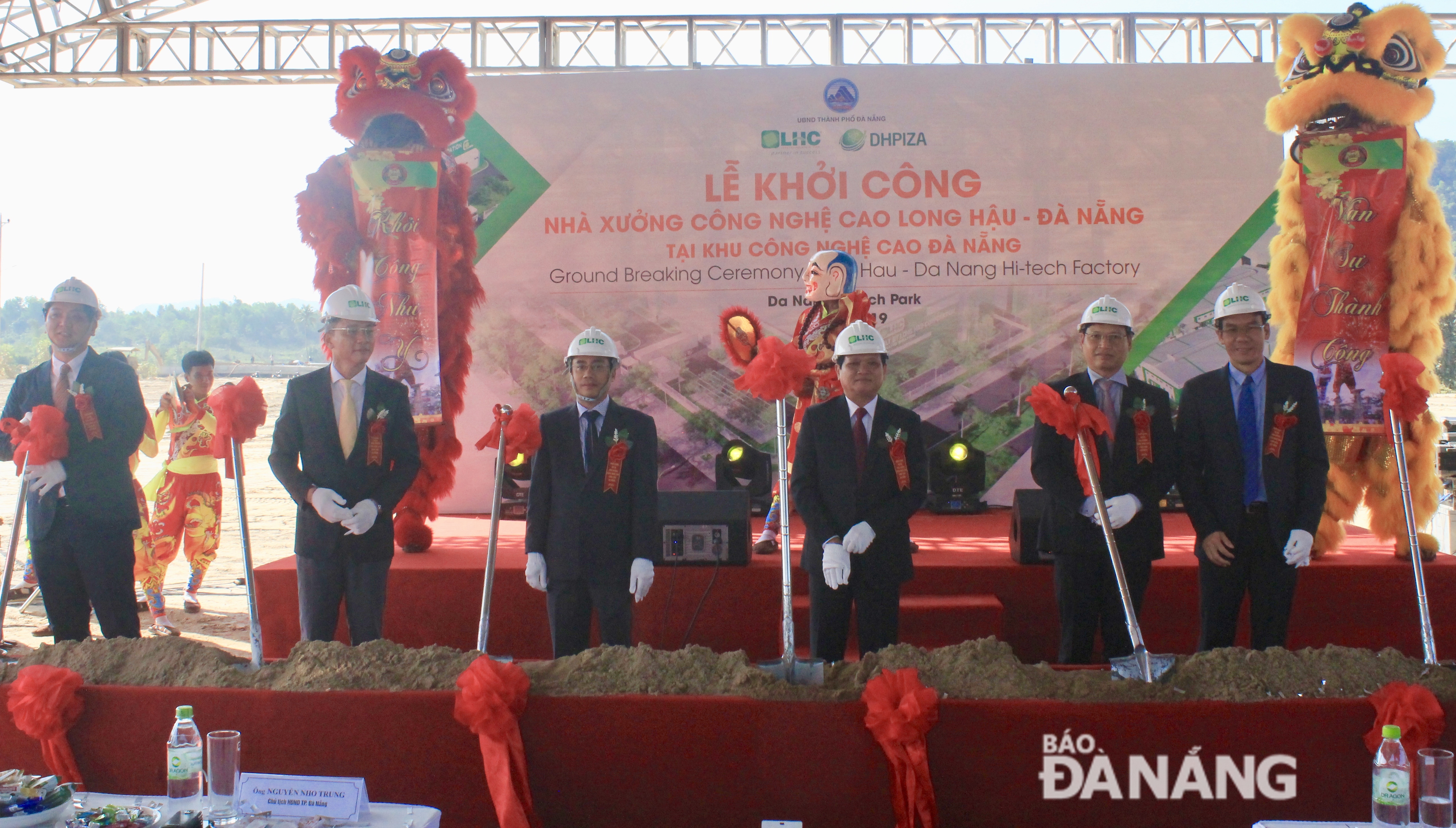 le khoi cong nha