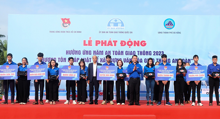 le phat dong xay dung van hoa giao thong an toan 2