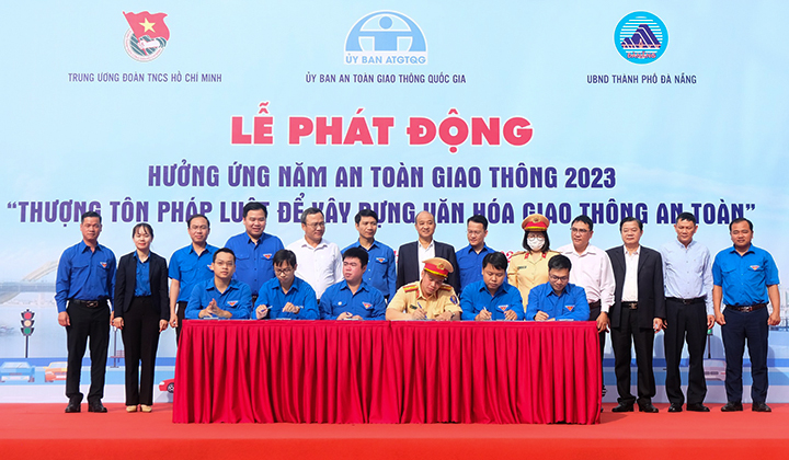 le phat dong xay dung van hoa giao thong an toan