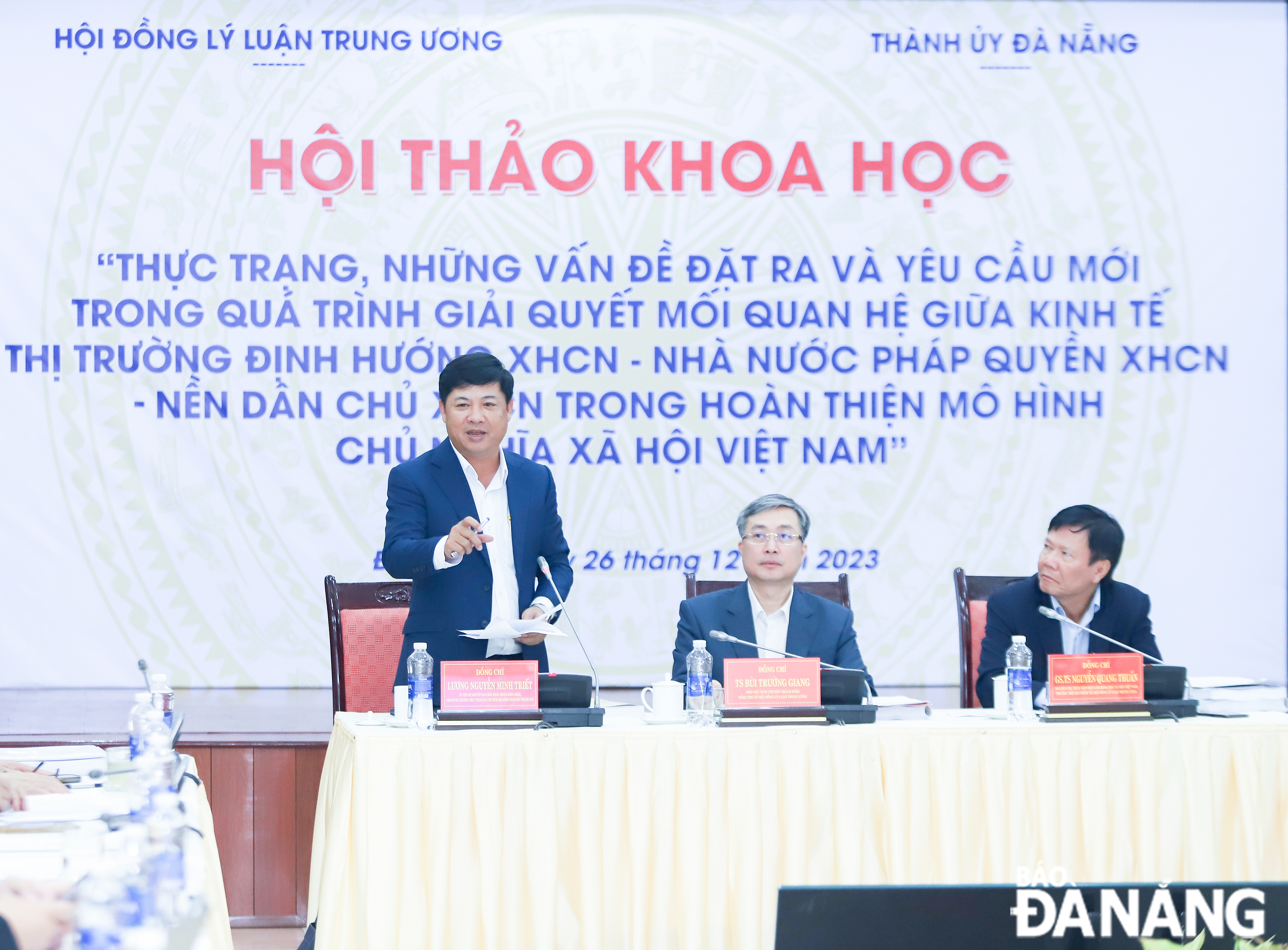 ly luan thuc tien tren mot so linh vuc 4