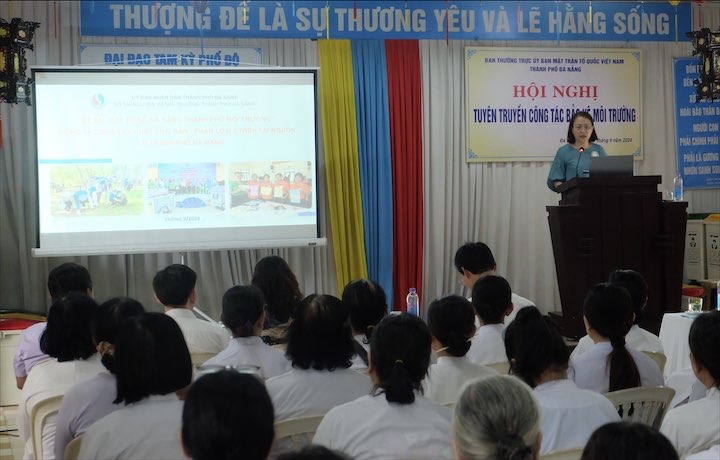 mo hinh phan loai chat thai ran cho co so ton giao