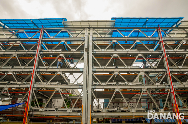 modern multi storey car parking 2