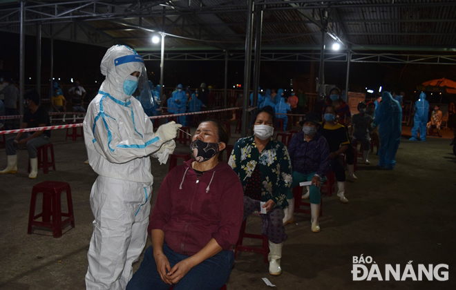 nasal swab samples are collected