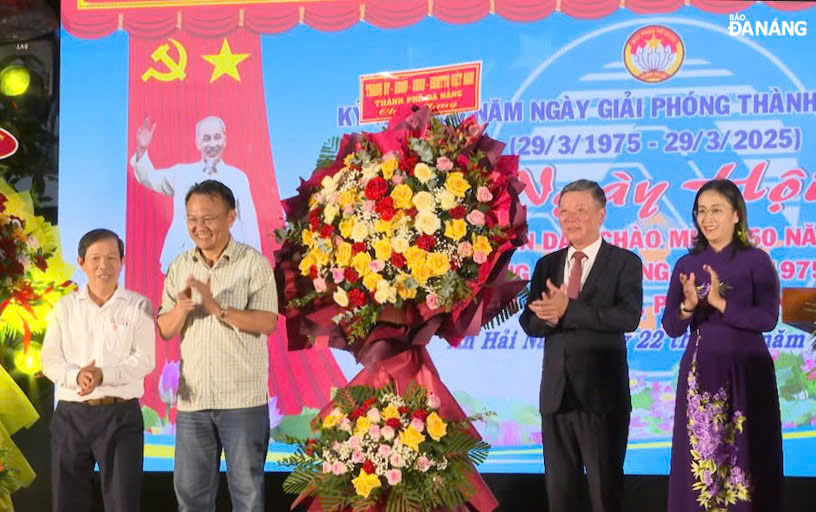 ngay hoi toan dan 50 nam ngay giai phong que huong 1