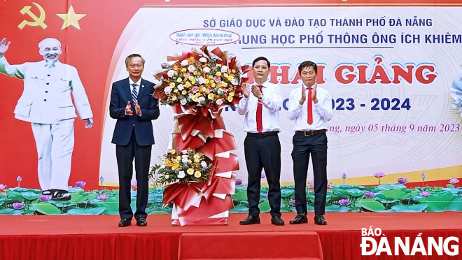 ngay khai giang 2023 9