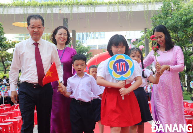 ngay khai giang 2023