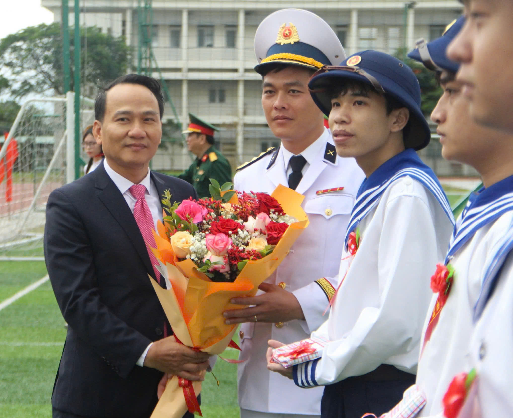 nghia vu quan su 2025