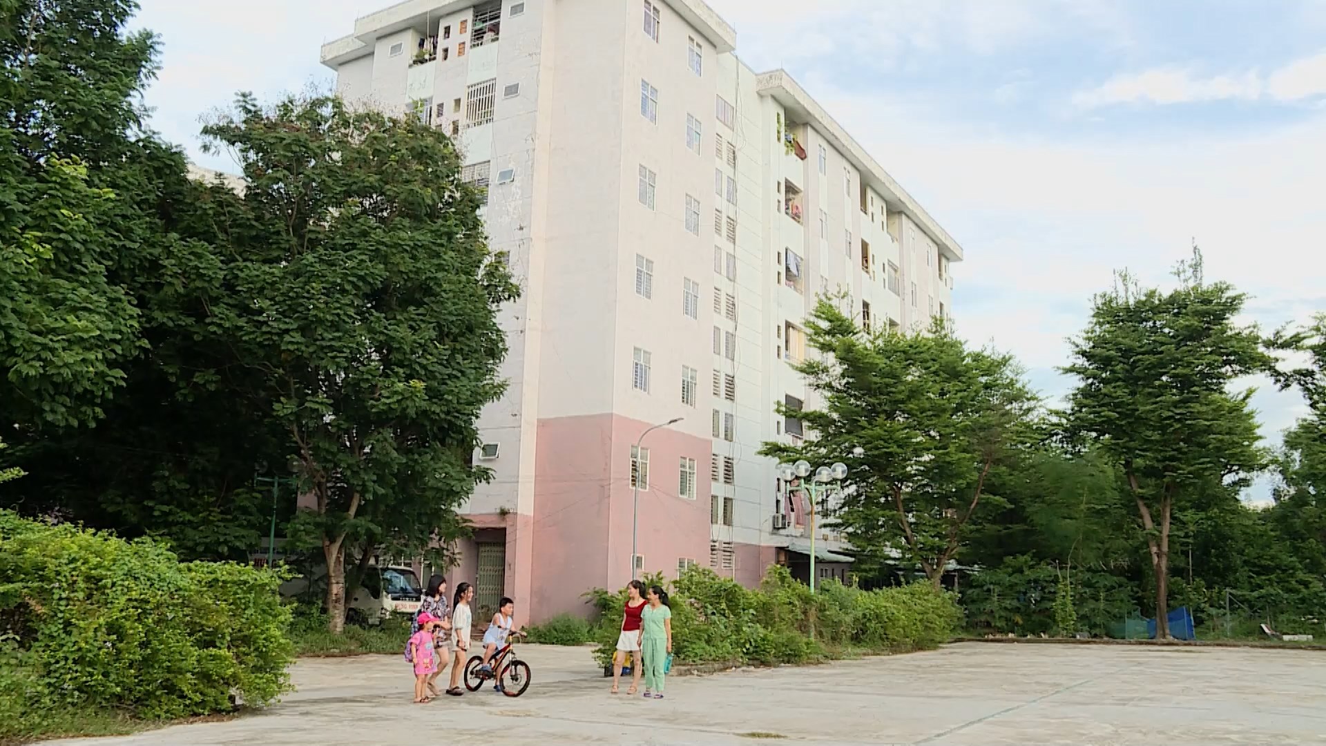 nha o xa hoi cho nguoi co cong cach mang