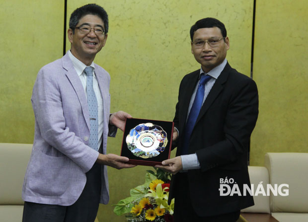 nhat dau tu 2