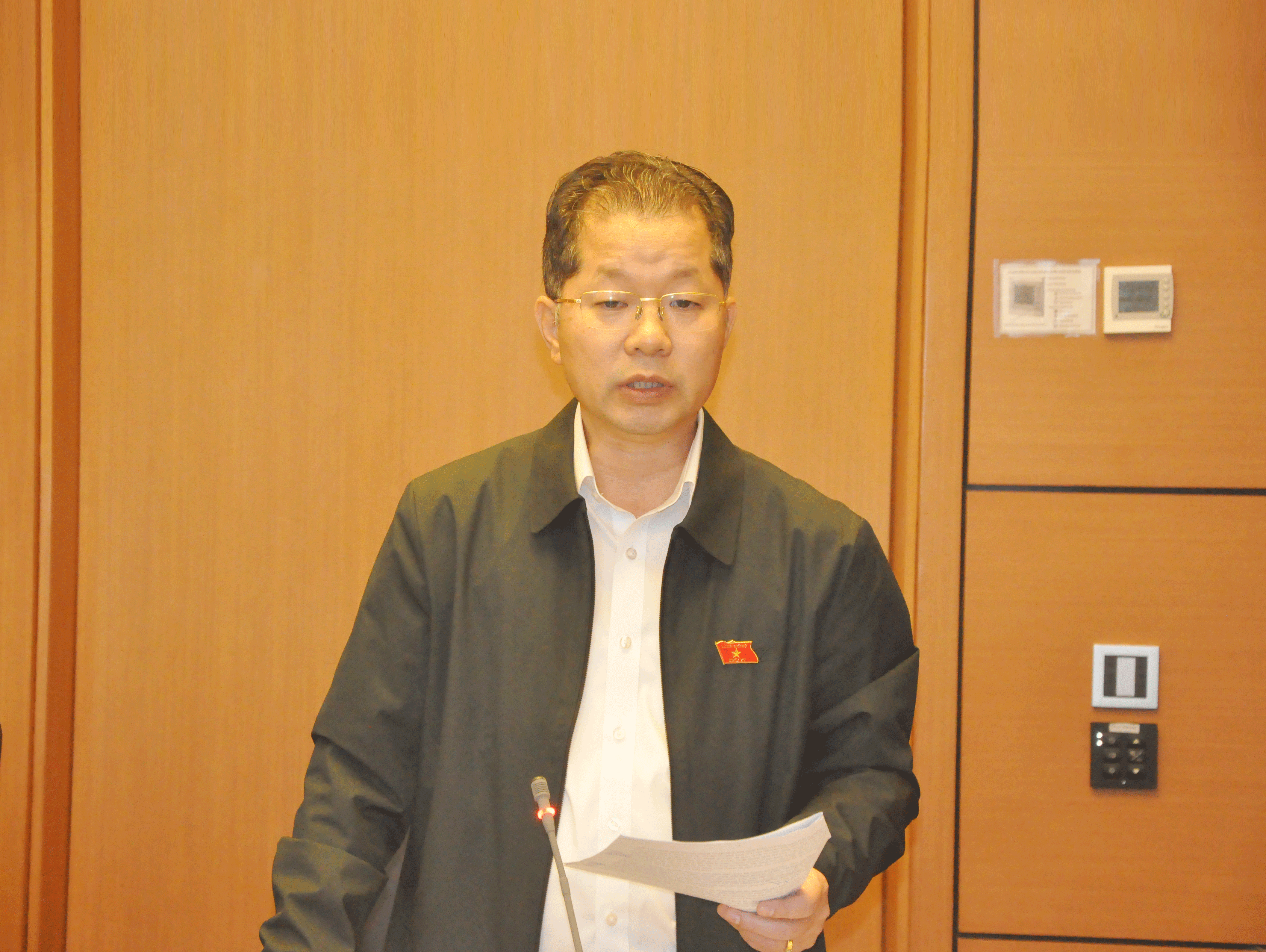 ong nguyen van quang thao luan tai to