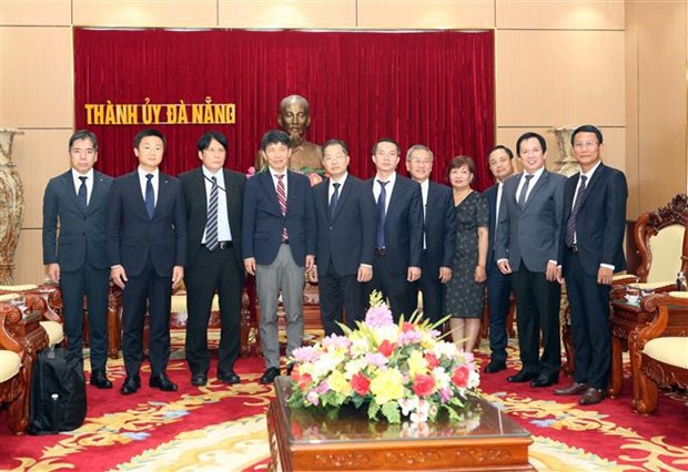 participants at the meeting