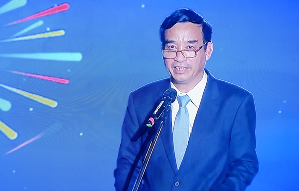 ph c3 b3 ch e1 bb a7 t e1 bb 8bch ubnd th c3 a0nh ph e1 bb 91 l c3 aa trung chinh ph c3 a1t bi e1 bb 83u t e1 ba a1i c4 91 c3 aam chung k e1 ba bft