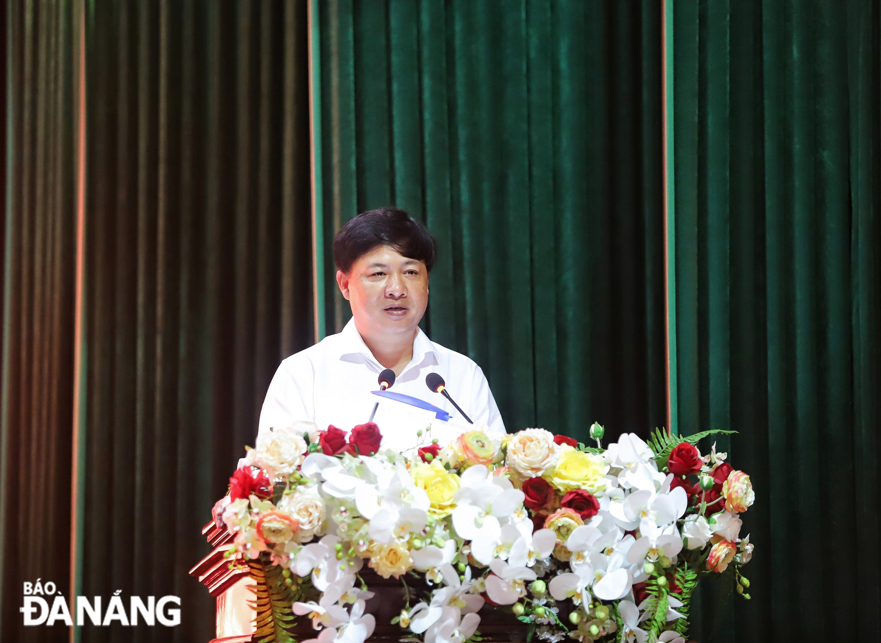phan bac thong tin xau doc tren