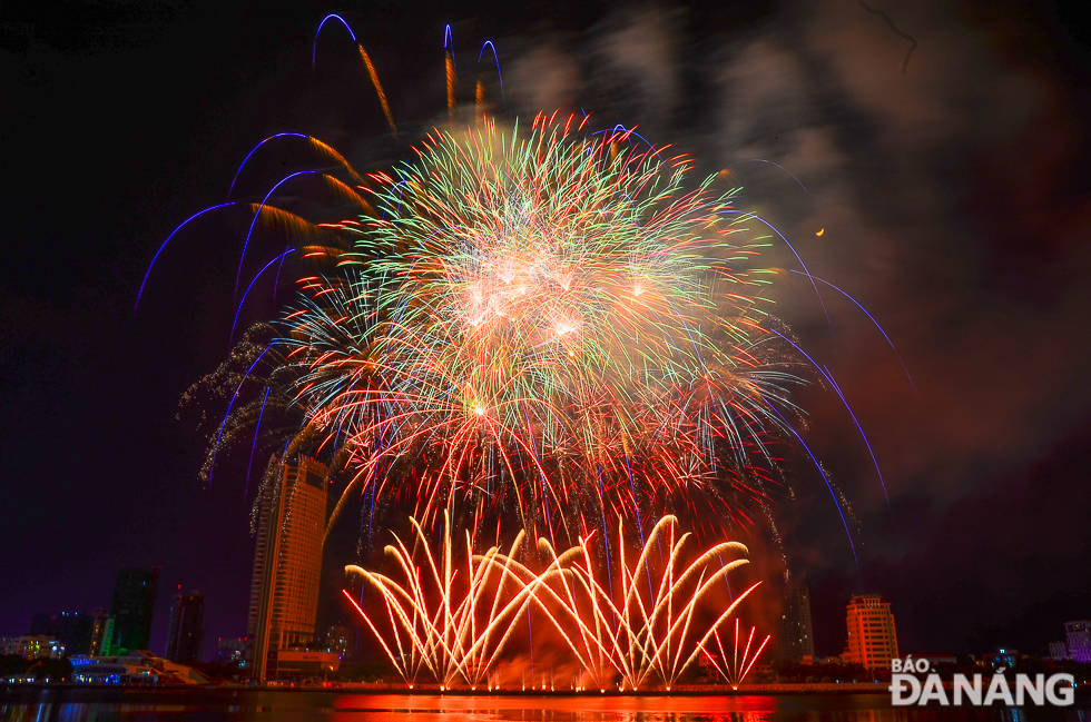 phao hoa 0311