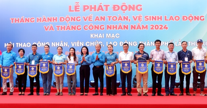 phat dong thang cong nhan 2024 6