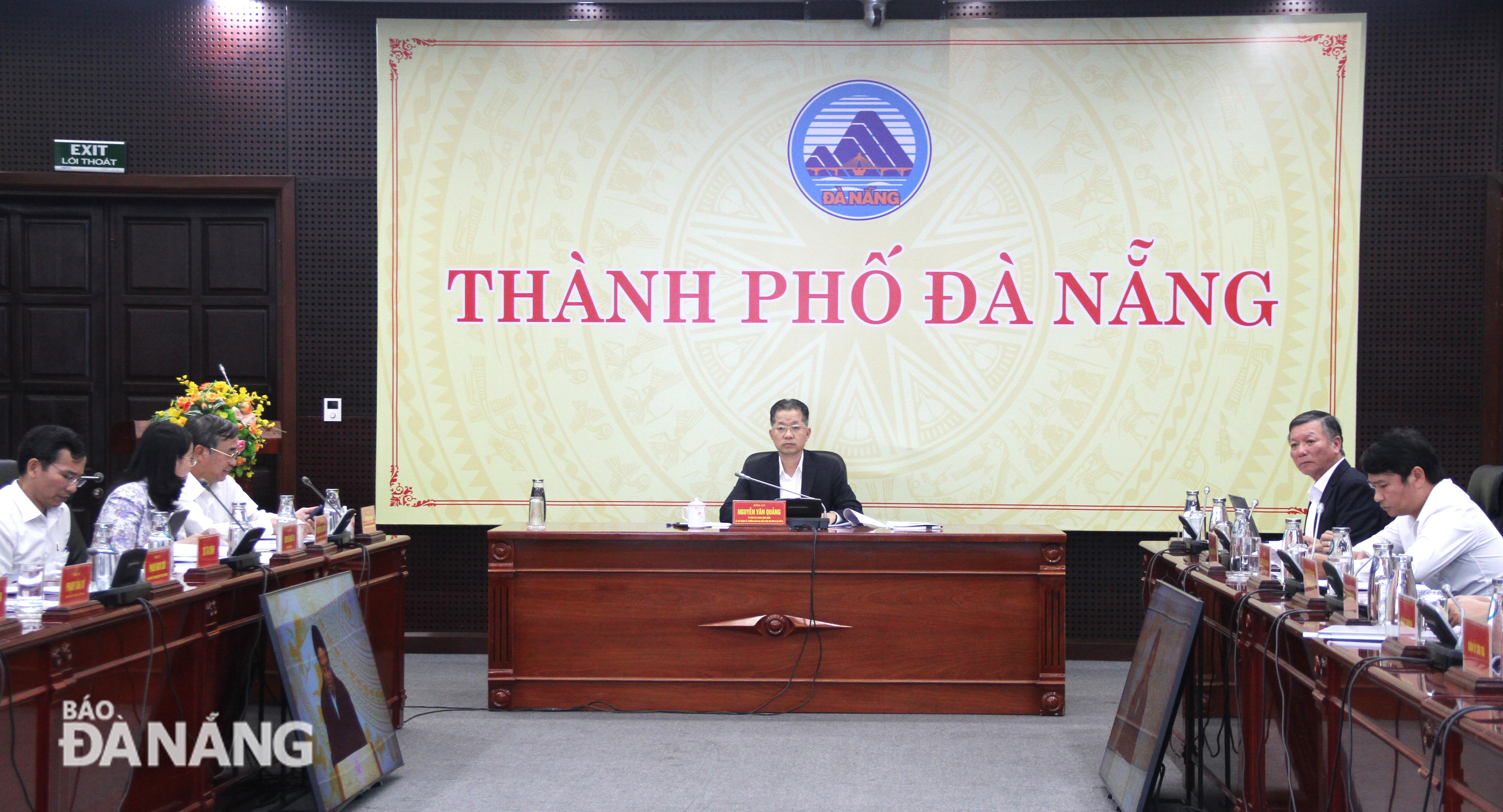 phien hop thu 3 bcd xoa nha tam 1
