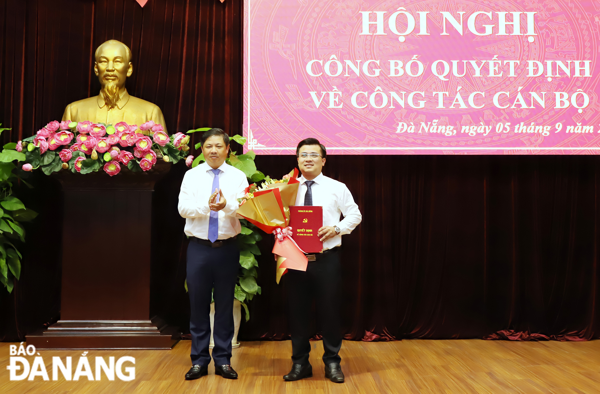 pho chanh vp thanh uy pham manh hung