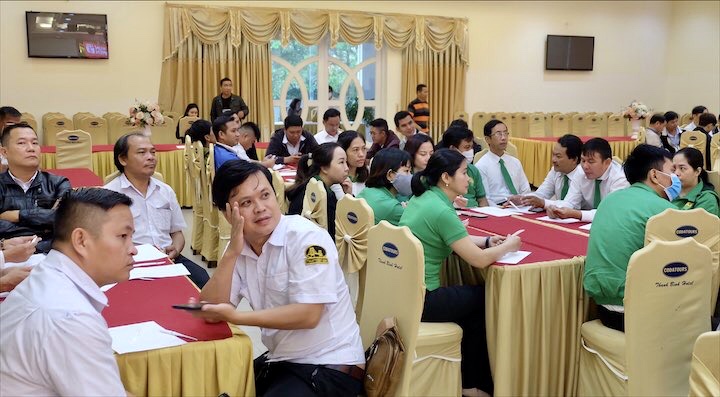 phong ngua bao luc voi phu nu va tre em tren cac phuong tien cong cong 2