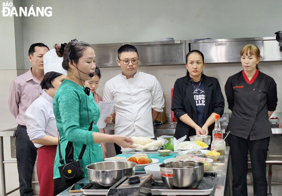 quang ba am thuc vung mien
