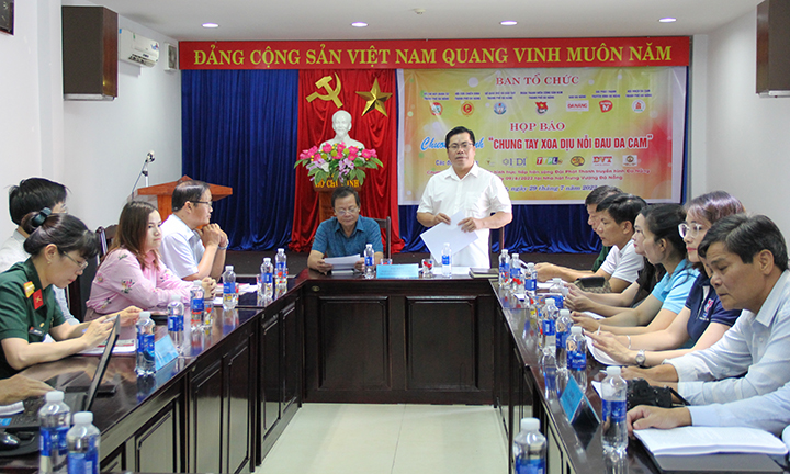 quang c e1 ba a3nh bu e1 bb 95i h e1 bb 8dp b c3 a1o