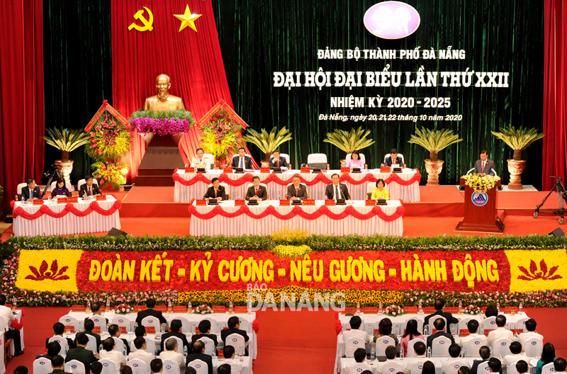 quang c e1 ba a3nh c4 90 e1 ba a1i h e1 bb 99i
