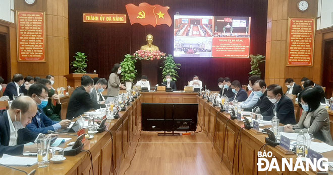 quang c e1 ba a3nh t e1 ba a1i bu e1 bb 95i l c3 a0m vi e1 bb 87c