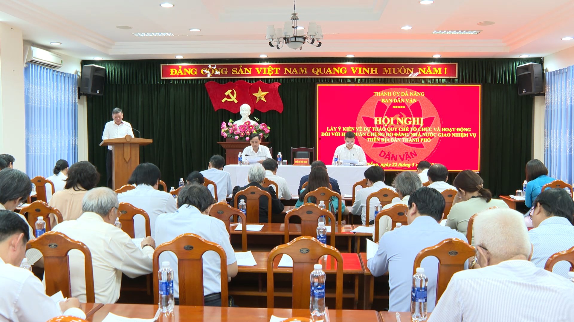 quy che hoi quan chung do dang nha nuoc giao nhiem vu