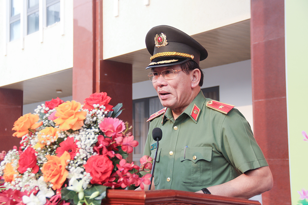 ra quan thu hoi vat lieu no 3