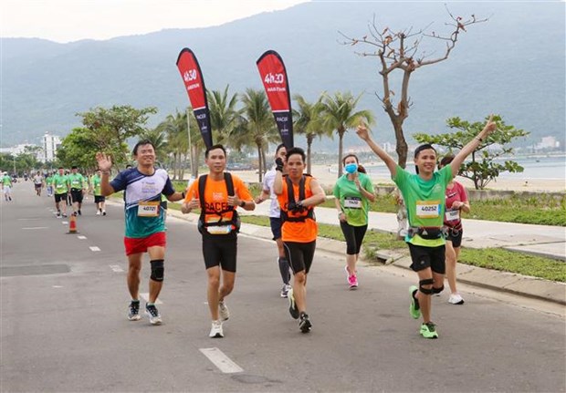 runners at the marathon