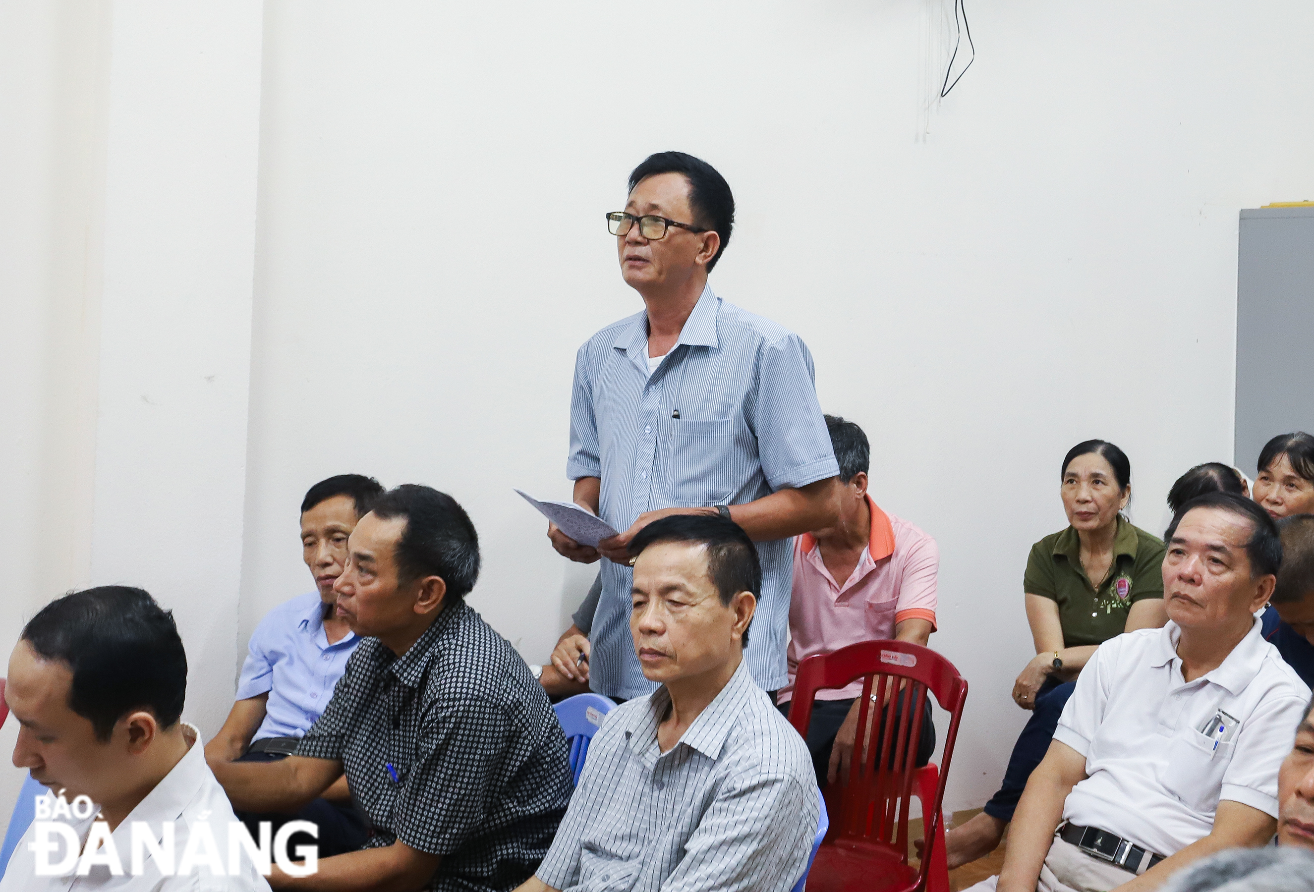 sinh hoat chi bo kdc so 24 phuong hoa thuan tay 3