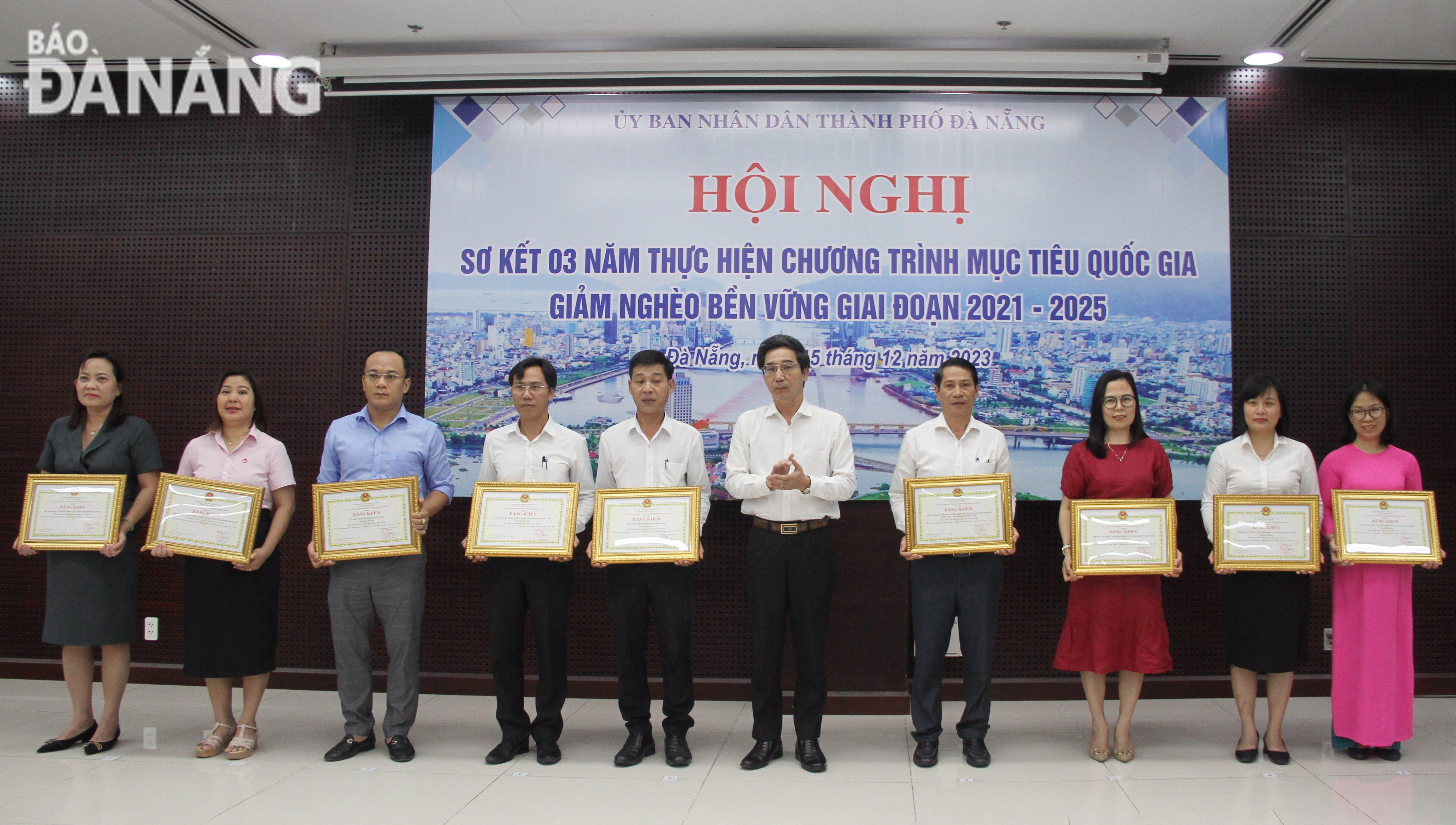 so ket 3 nam chuong trinh giam ngheo 1