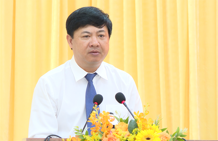 so ket giua nhiem ky nghi quyet dang bo huyen hoa vang 1